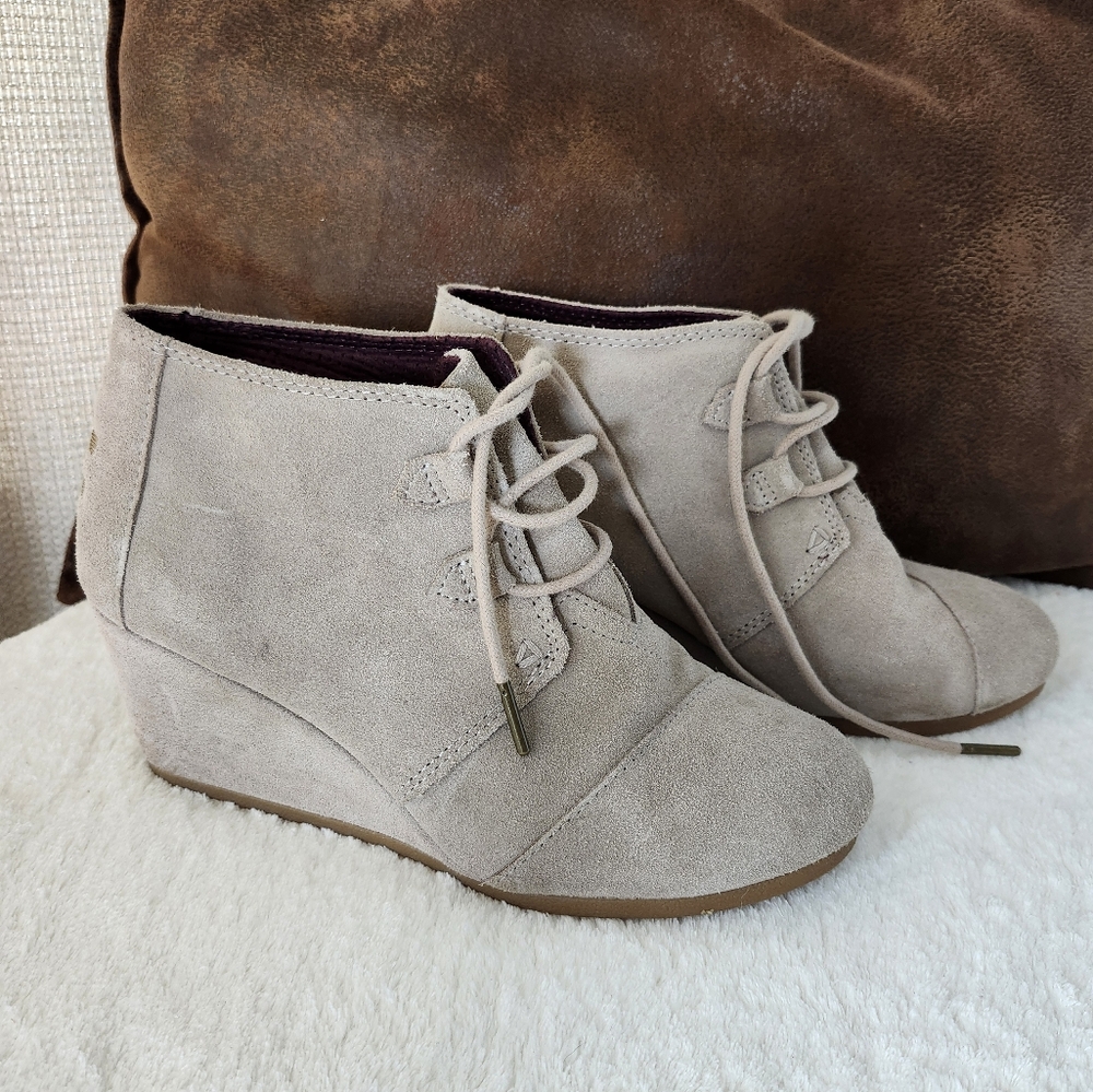 Toms Women's Lace-up Bootie
